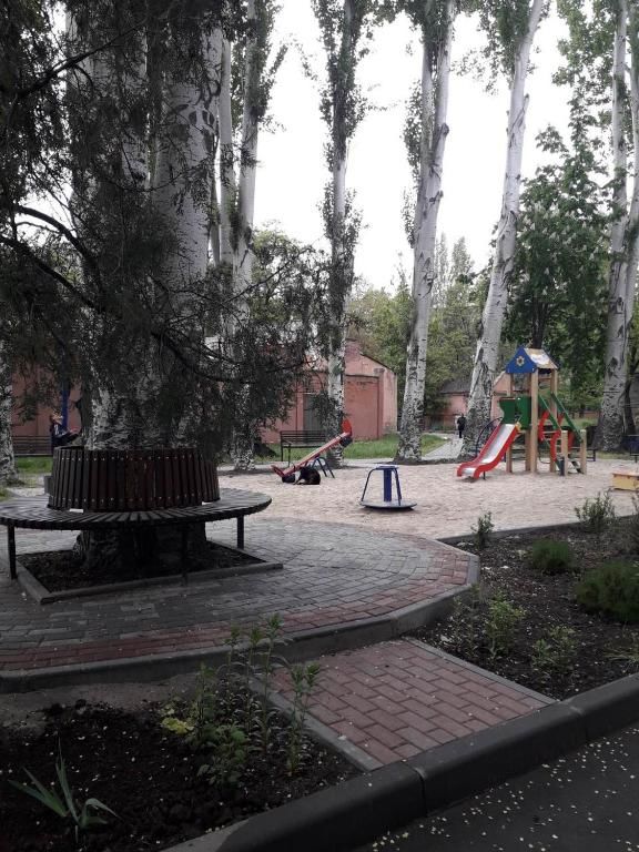 Апартаменты Квартира у моря, в шаговой доступности до центрального пляжа Мариуполь-24